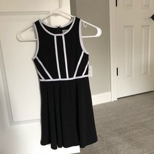 Elisa B dress